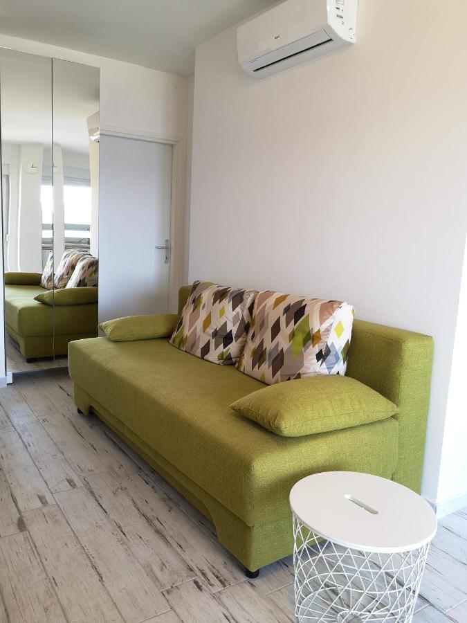 Apartmani Mentha & Lipa Novi Vinodolski Eksteriør billede