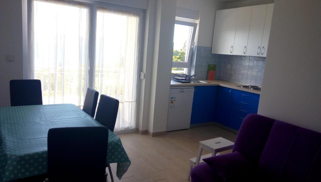 Apartmani Mentha & Lipa Novi Vinodolski Eksteriør billede